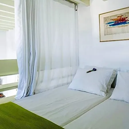 Crossroads Traditional Hotel Istérnia
